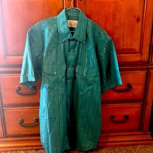 Gibson trading company medium shirt